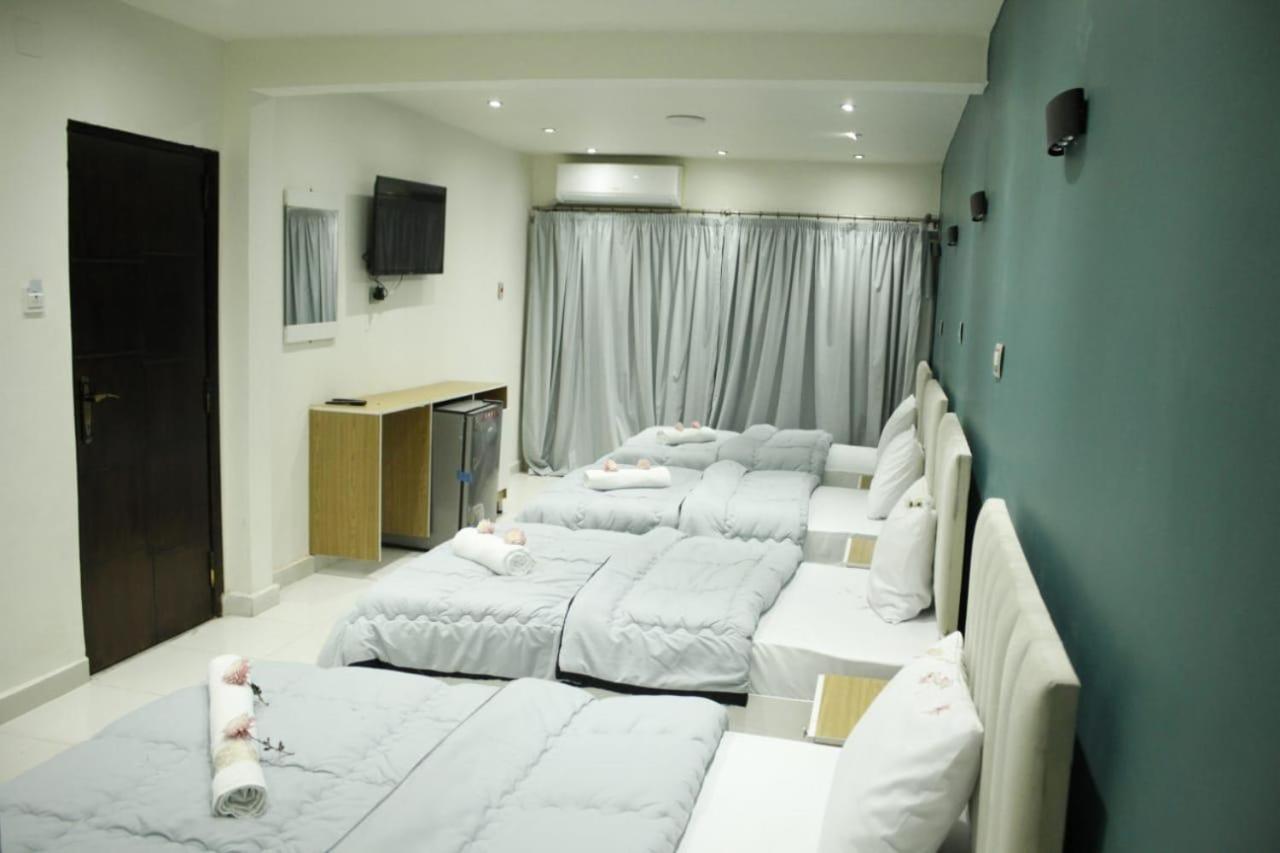 Metropolitano Hotel Caïro Buitenkant foto