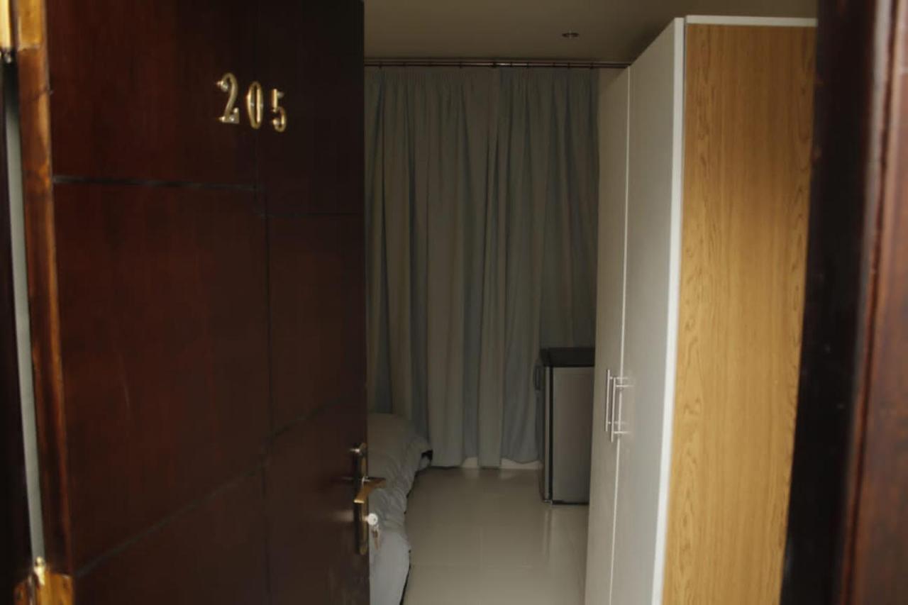 Metropolitano Hotel Caïro Buitenkant foto